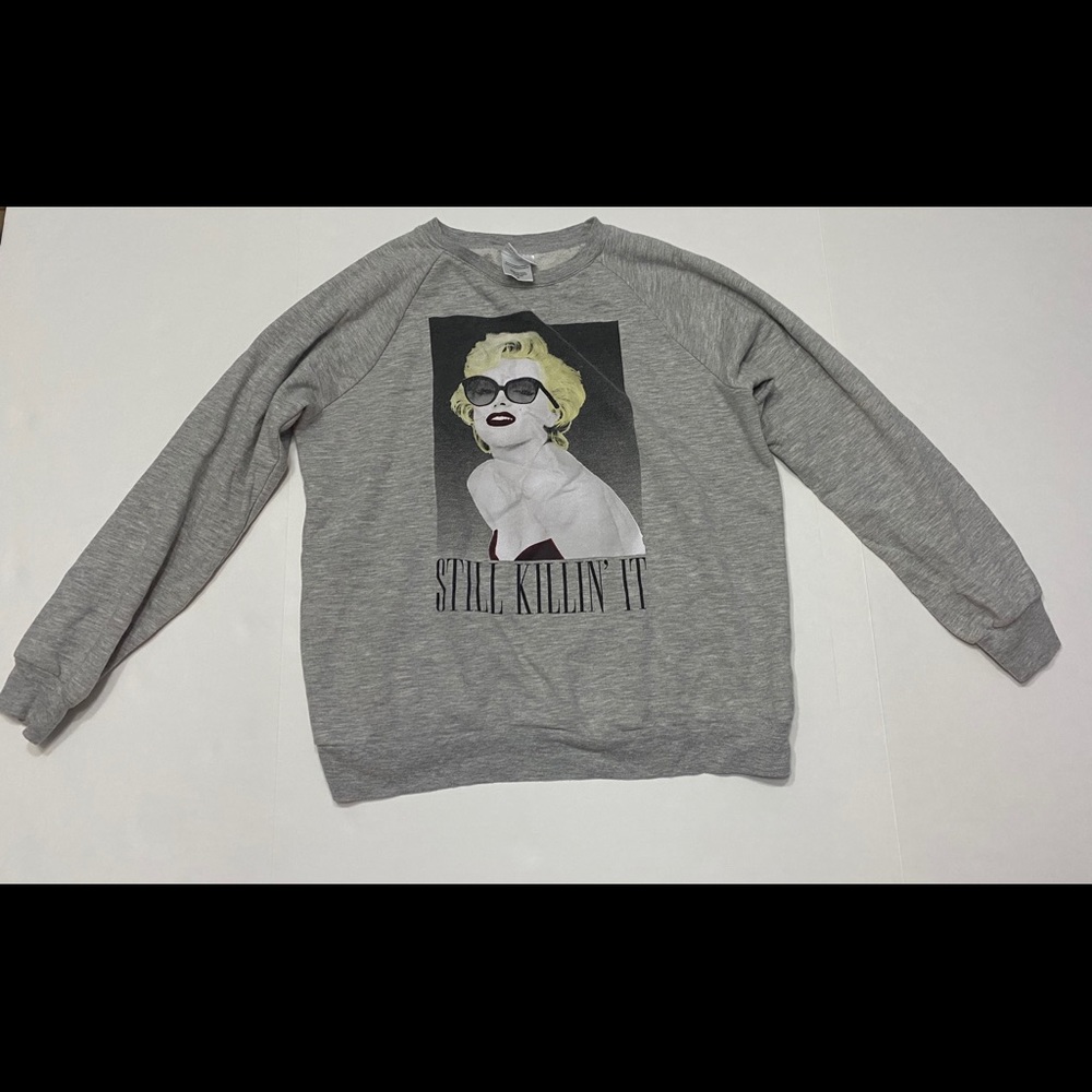 Marilyn Monroe Still Killin’ It Gray Sweater